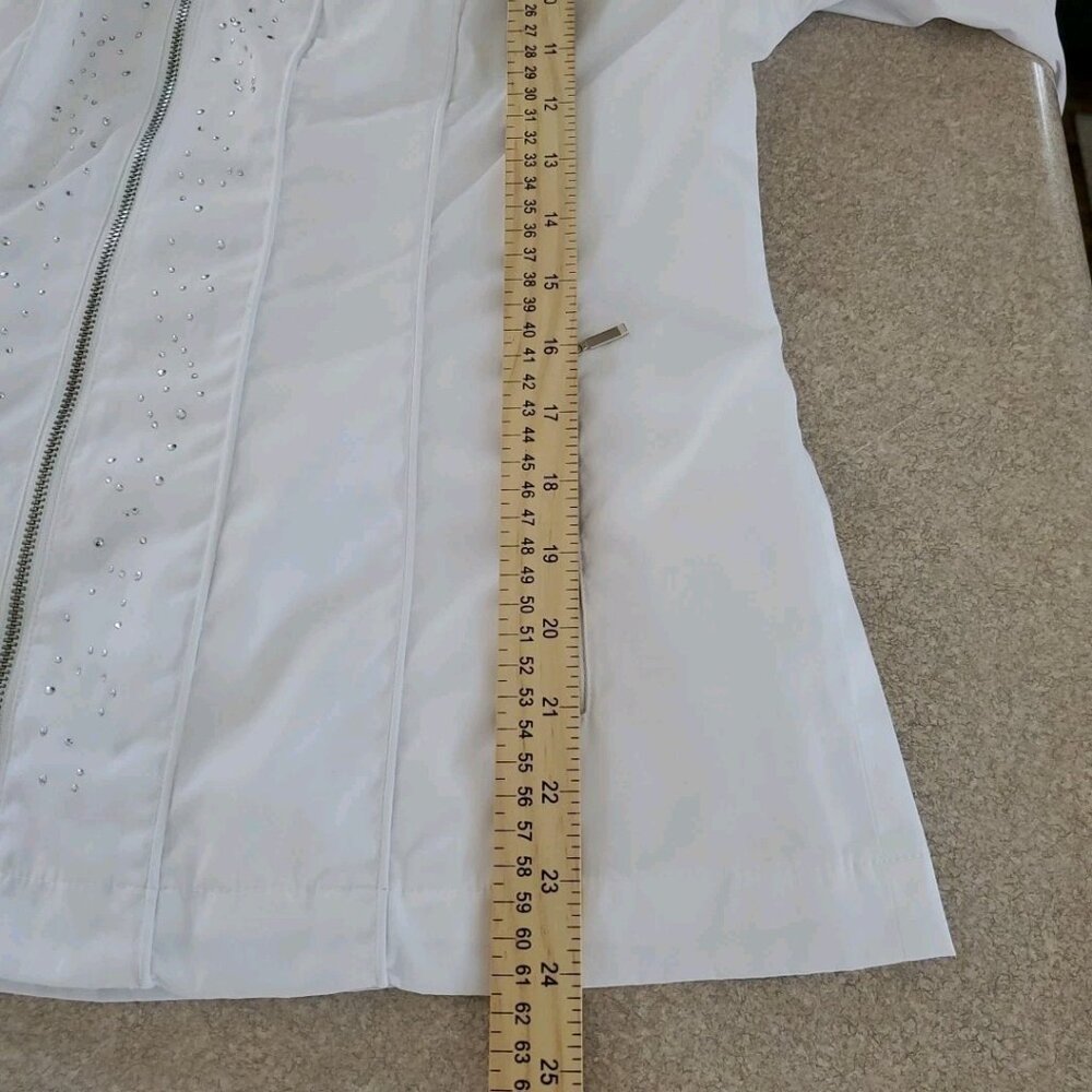 Laura Ashley Regatta Jacket Embellished White Full Zip Womens Sz. Med. MSRP $114 - Picture 13 of 16